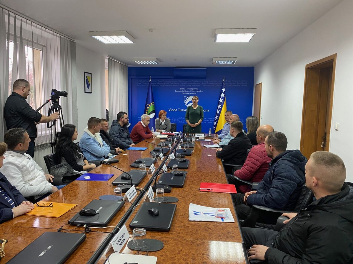 1701356413_6568a37db7e55