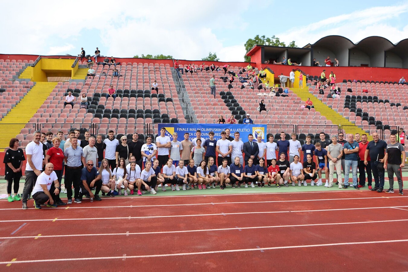 1718114427_6668587ba137c