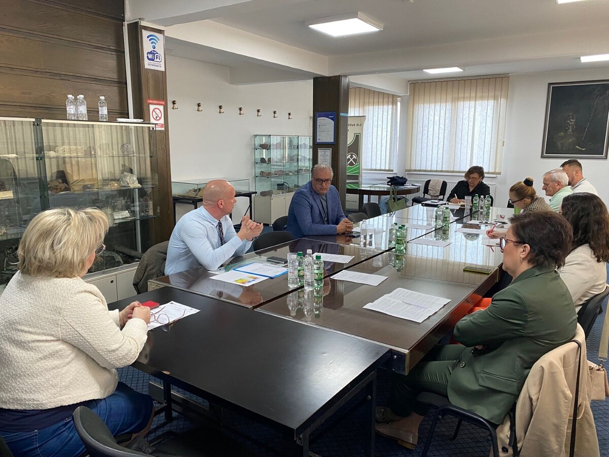 1746018020_68121ee480ee9