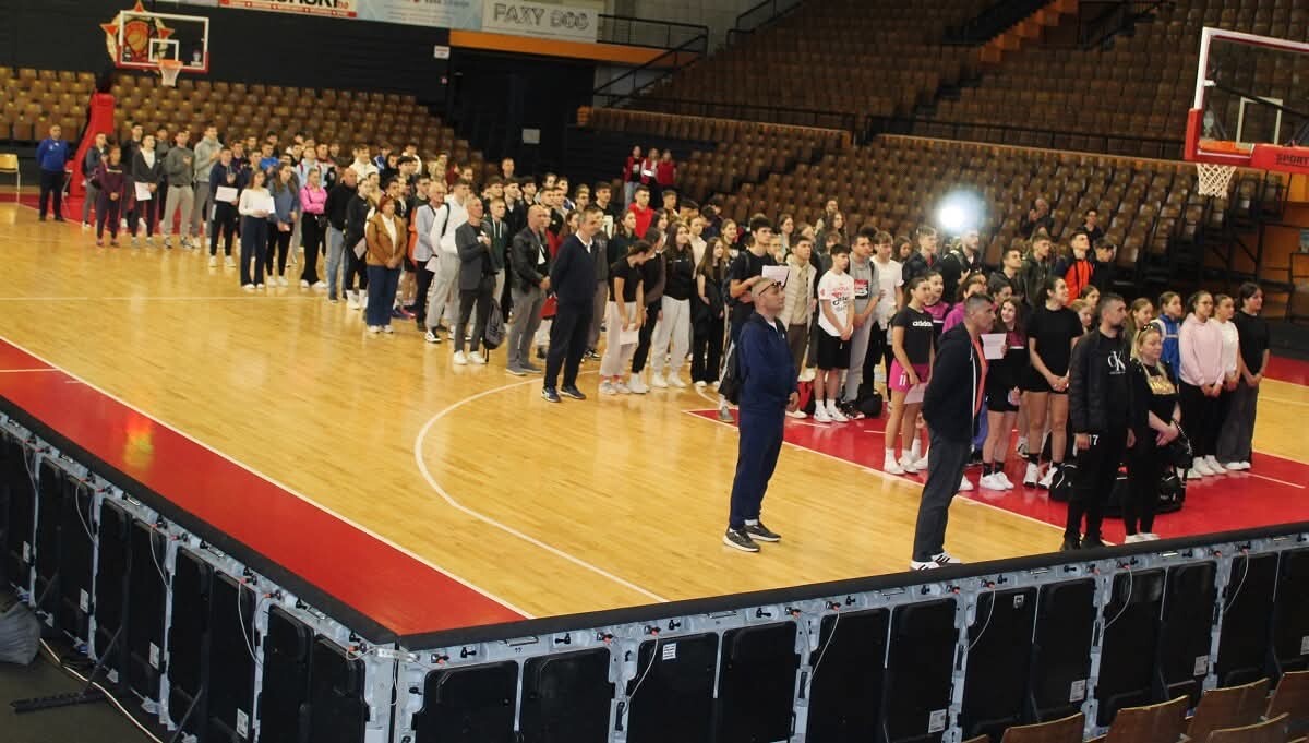 1747742418_682c6ed29c6bf