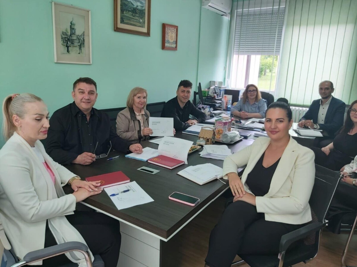 1748268025_683473f9d8762